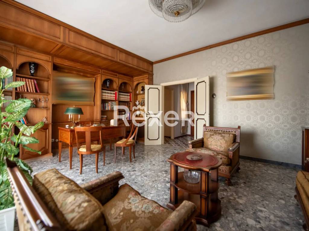 Appartamento a Caserta in Piazza Alfonso Ruggiero, 3 - Foto 5