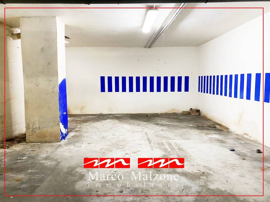 Box / garage a Salerno in Via Rocco Galdieri - Foto 2