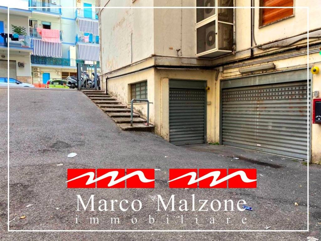 Box / garage a Salerno in Via Rocco Galdieri - Foto 4