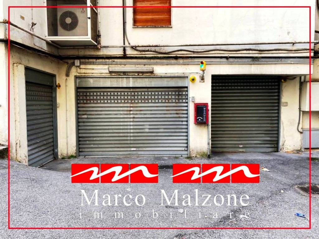 Box / garage a Salerno in Via Rocco Galdieri - Foto 5