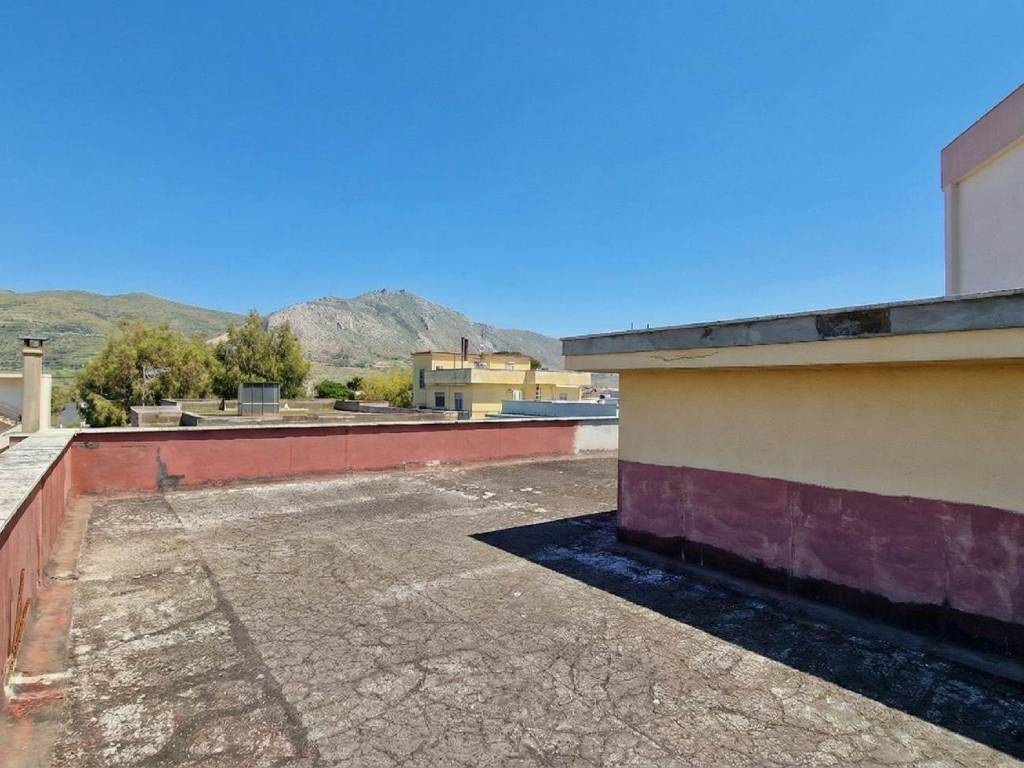 Appartamento a Mondragone in Via Fiume - Foto 2