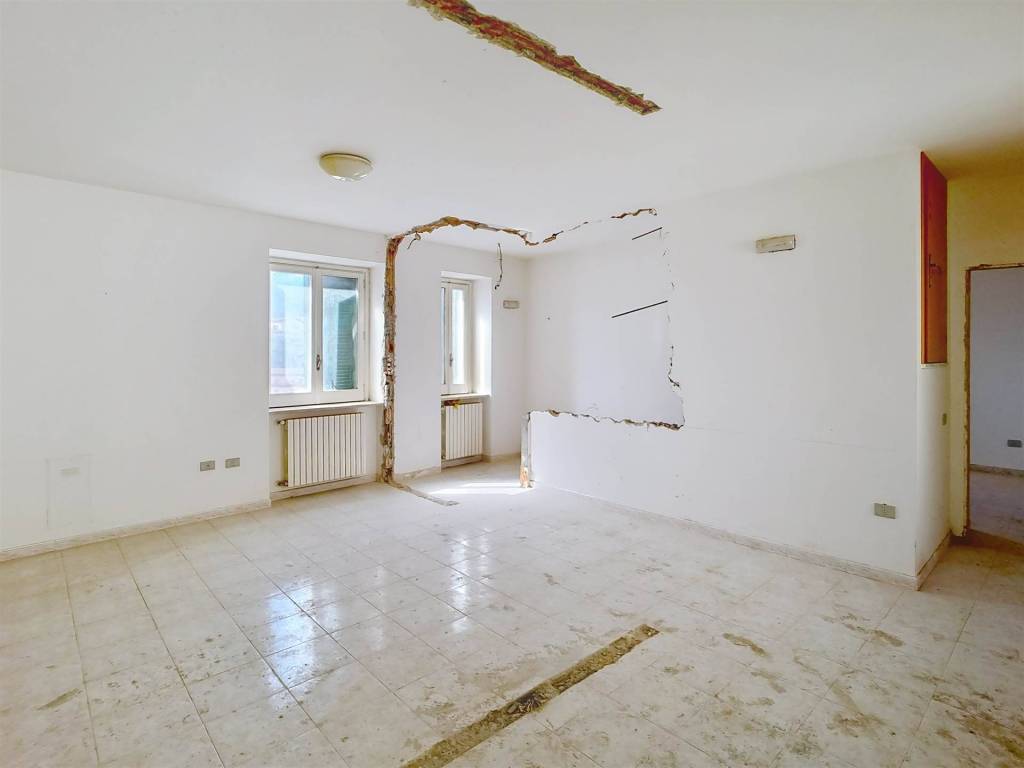 Appartamento a Muro lucano in Piazza di Mezzo, 9 - Foto 2