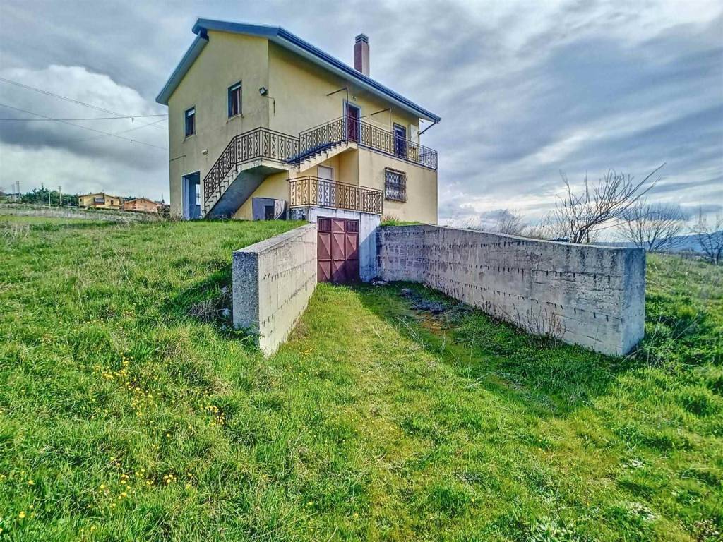Casa indipendente a Picerno in C.da Valline - Foto 2
