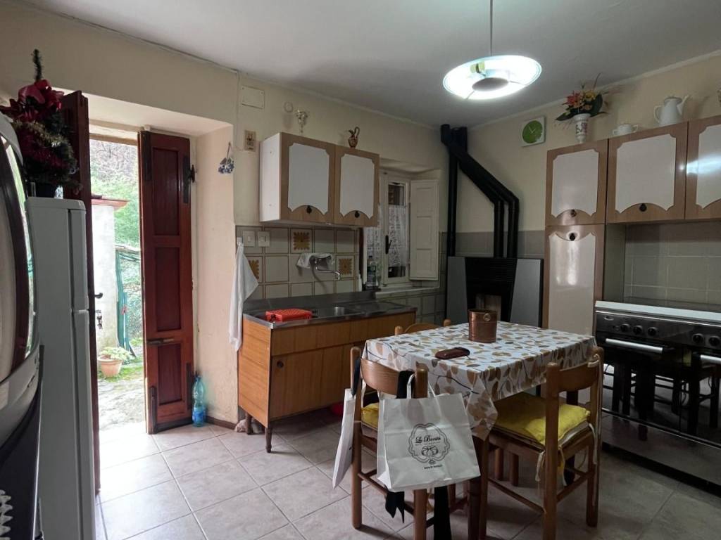 Casa indipendente a Capannori in Via di Vorno, 148 - Foto 2