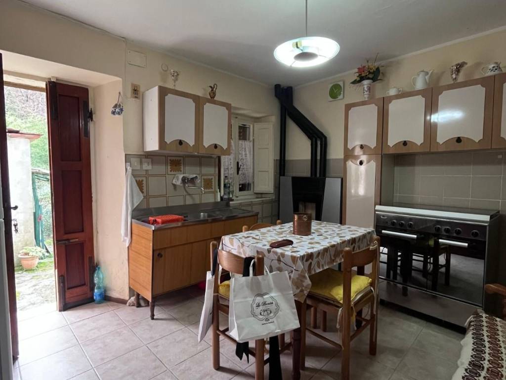 Casa indipendente a Capannori in Via di Vorno, 148 - Foto 3