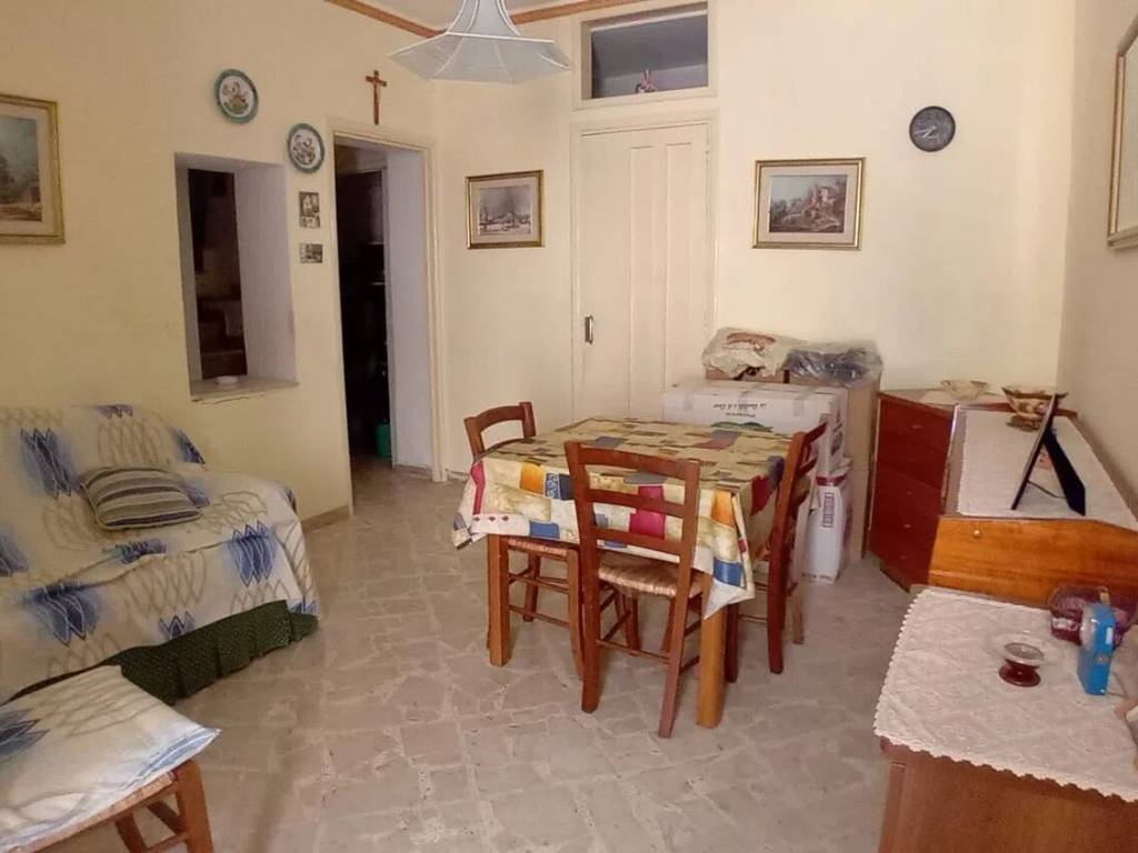 Villa a Mussomeli in Via Vittorio Veneto No Number - Foto 2