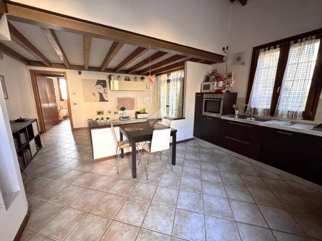 Villa a San giovanni in persiceto in Via Villa, 49 - Foto 3