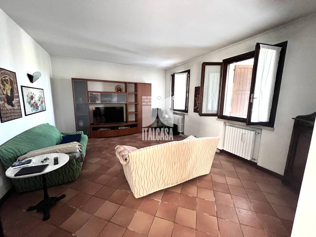 Villa a Curtatone in Strada Argine Cerese - Foto 2