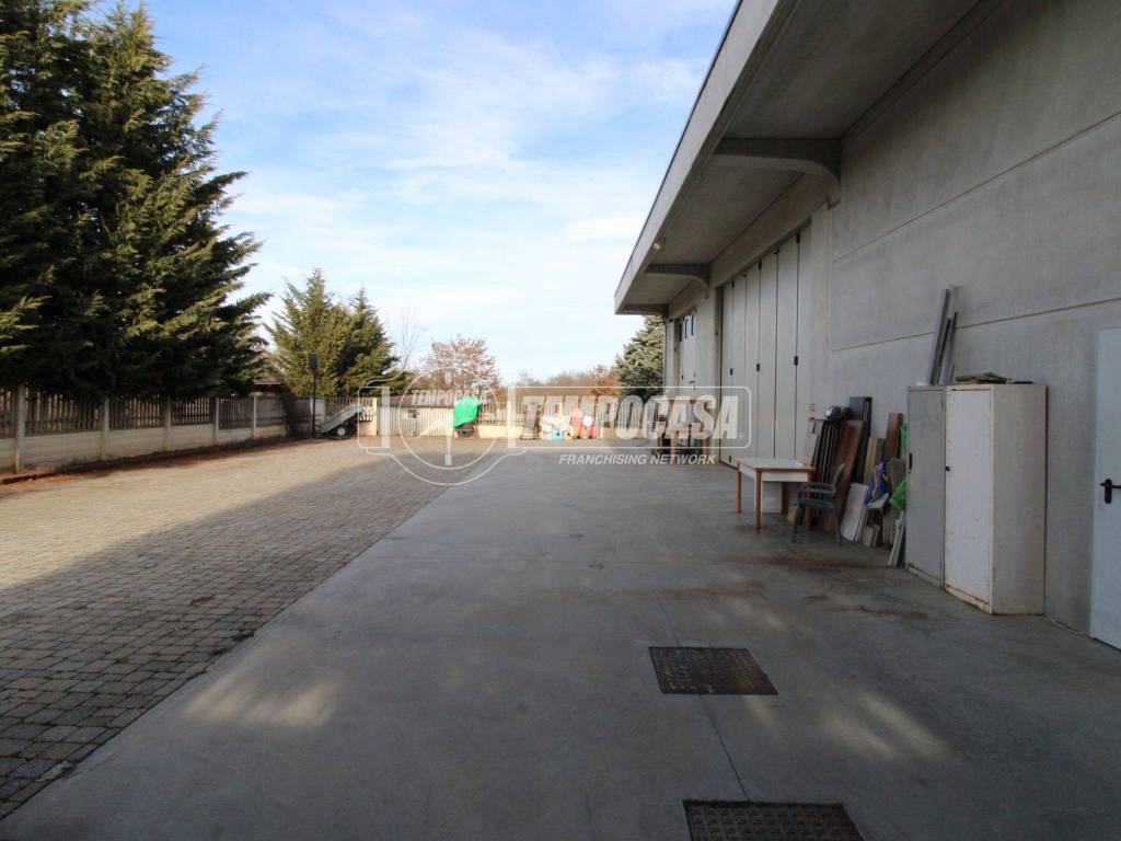 Immobile a Mondovì in Via Vecchia di Cuneo 86/B - Foto 2