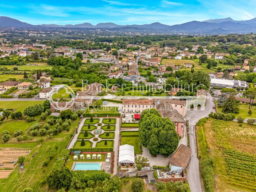 Villa a Capannori in Via delle Selvette, 127 - Foto 2