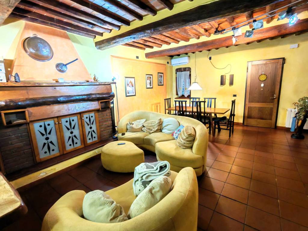 Casa indipendente a Capannori in Via della Chiesa di Santa Margherita - Foto 3