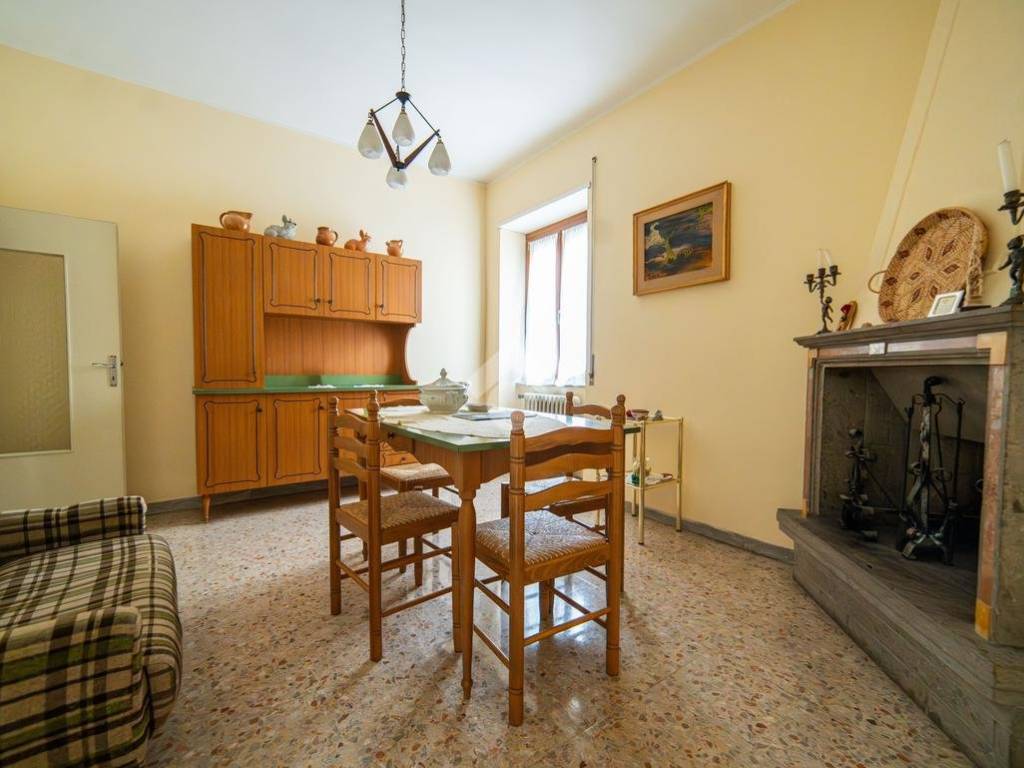 Appartamento a Viterbo in Via francesco pierini, 3 - Foto 3