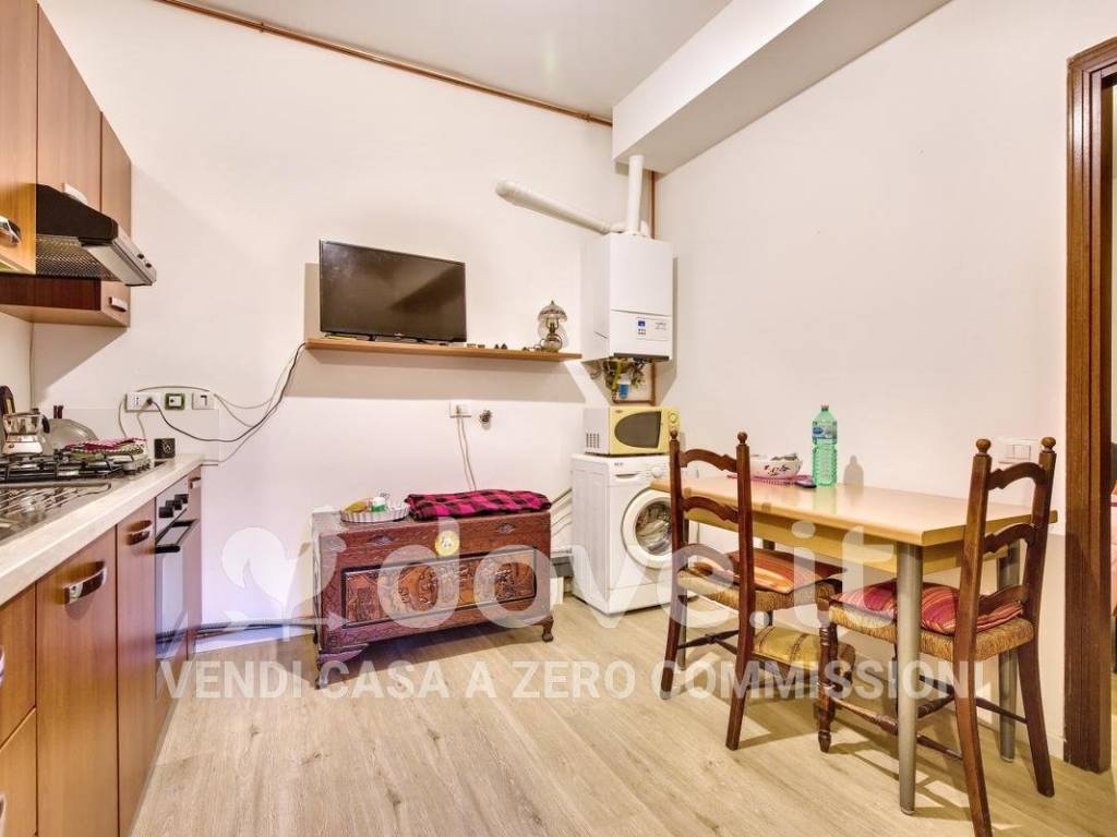 Appartamento a Lurate caccivio in Via Varesina, 36 - Foto 2