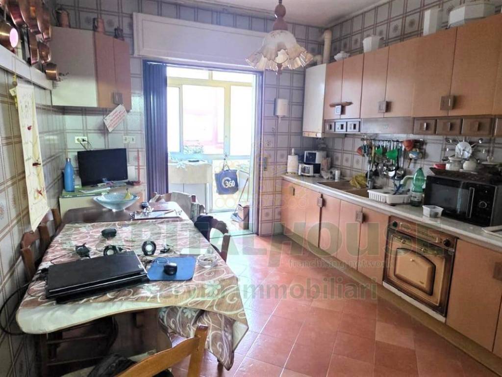 Appartamento a Caserta in Via Benevento, 29 - Foto 5