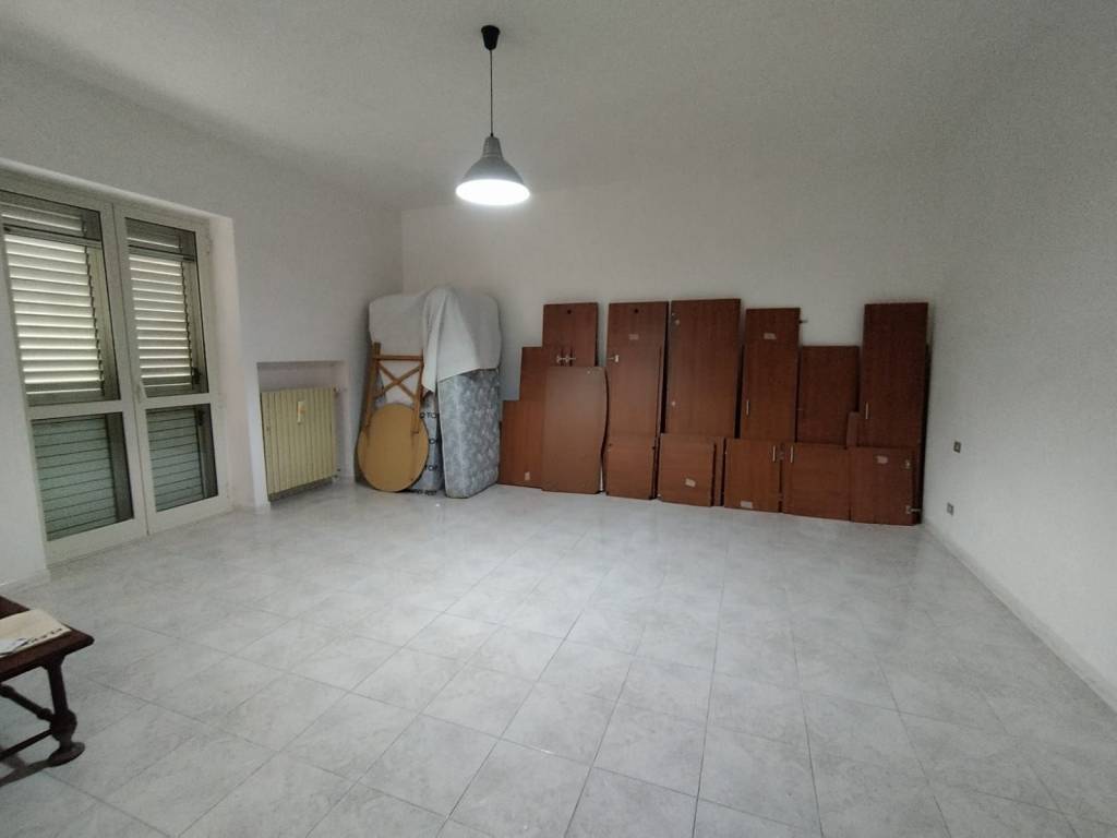 Appartamento a Cervaro in Via Noceromana - Foto 5