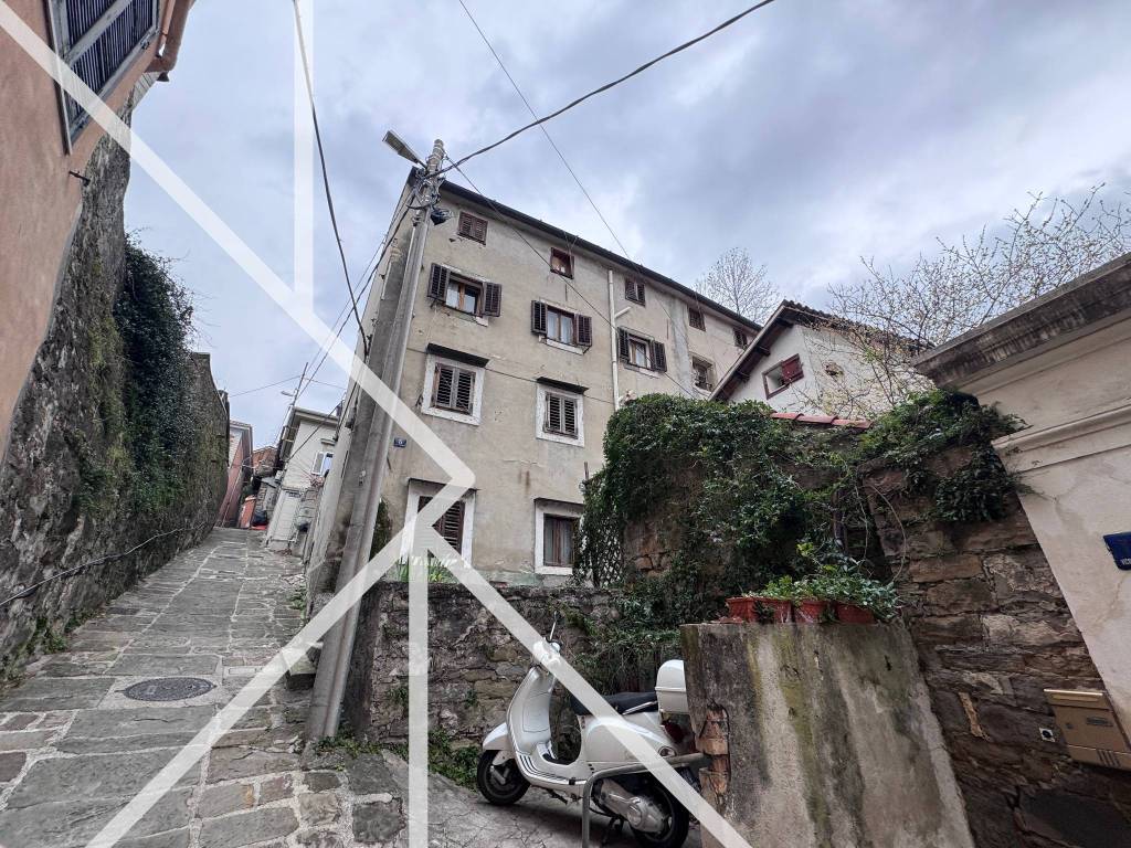 Palazzo / stabile a Trieste in Vicolo San Fortunato, 5 - Foto 5