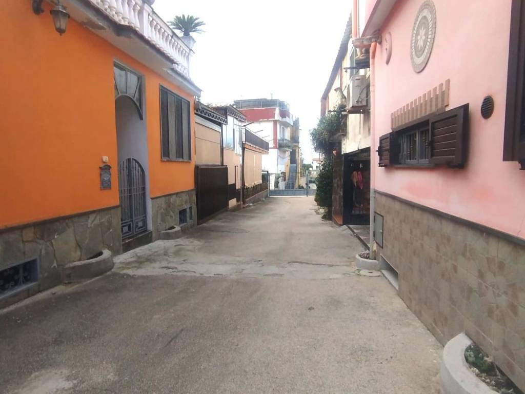Appartamento a Portici in Via Gioacchino Cardano, 44 - Foto 4