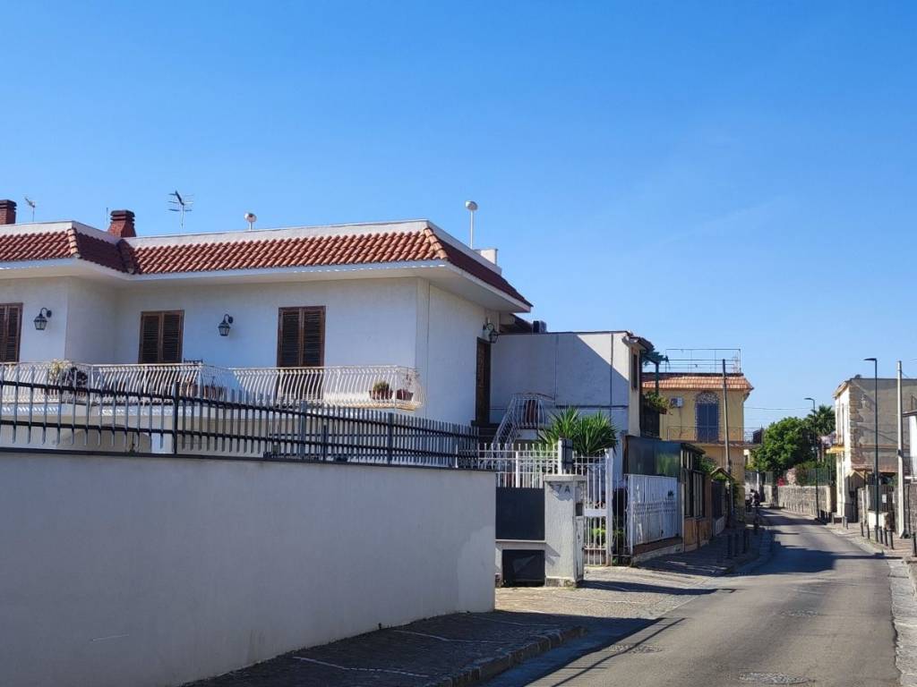 Appartamento a Portici in Via Gioacchino Cardano, 44 - Foto 5
