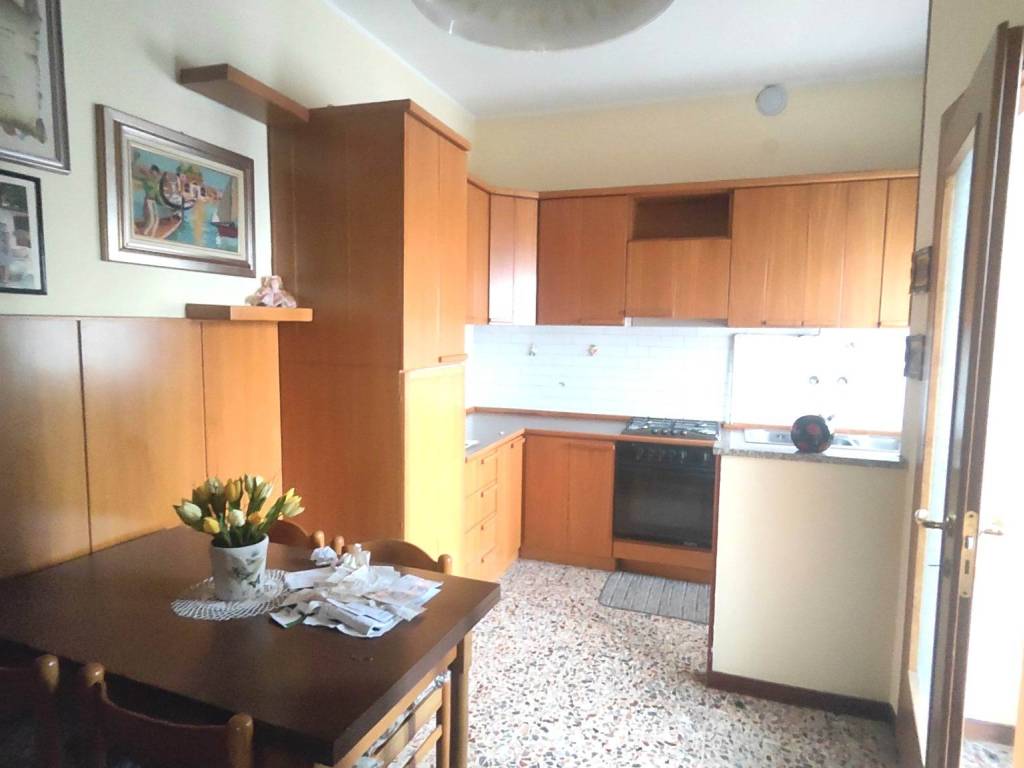 Villa a Bareggio in Via Giacomo Puccini, 3 - Foto 3