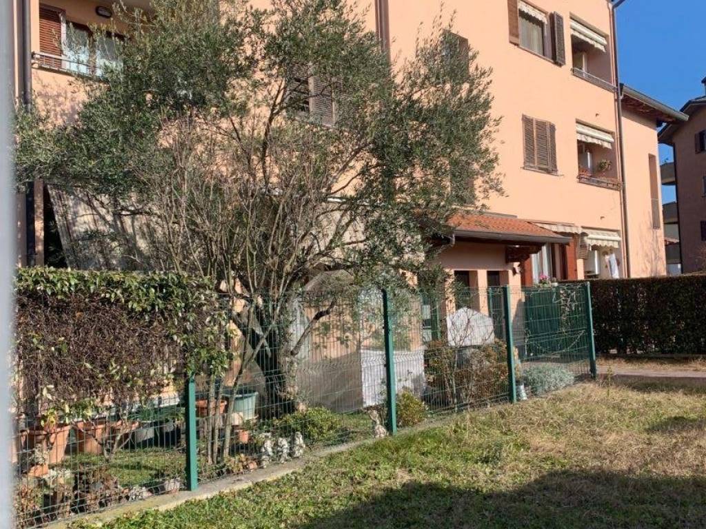 Appartamento a Cesate in Via Toce - Foto 2