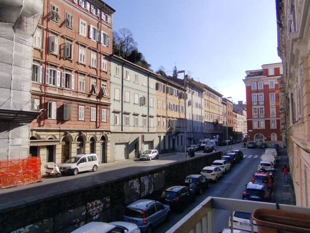 Appartamento a Trieste in Via Tor San Piero - Foto 2