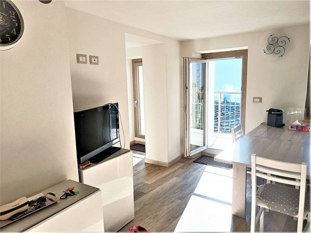 Appartamento a Donnas in Via Rovarey - Foto 3