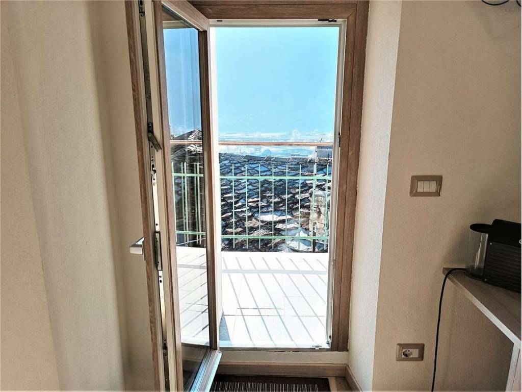 Appartamento a Donnas in Via Rovarey - Foto 5