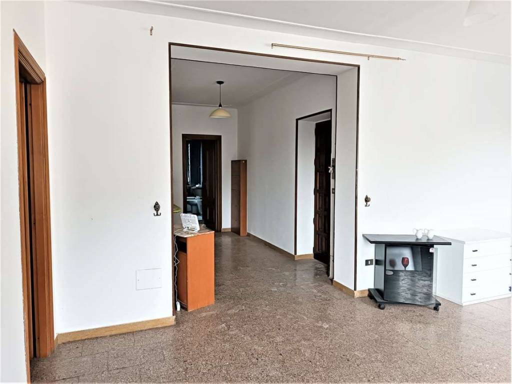 Appartamento a Pont-saint-martin in Piazza IV Novembre - Foto 4