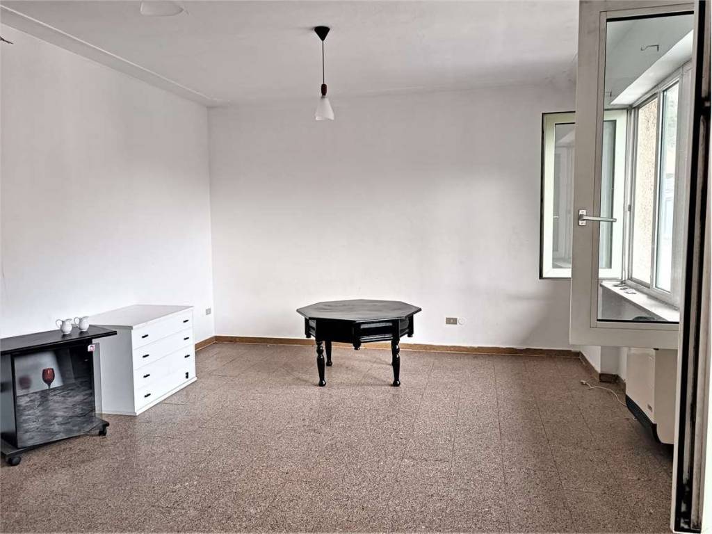 Appartamento a Pont-saint-martin in Piazza IV Novembre - Foto 5