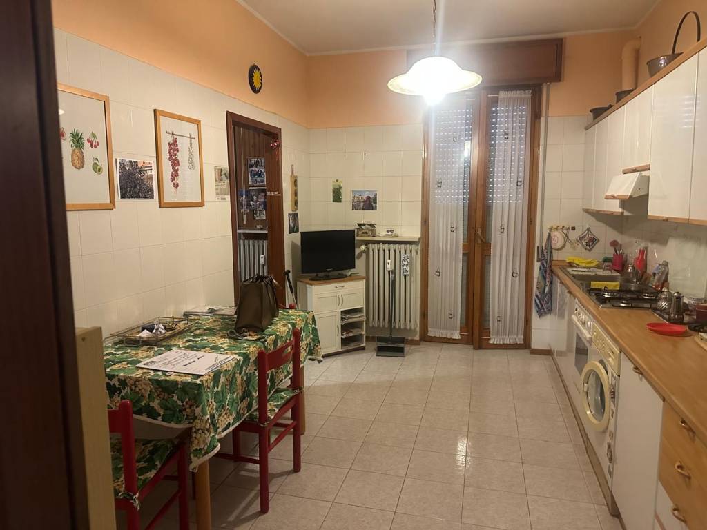 Appartamento a Vigevano in Viale Francesco Petrarca - Foto 4