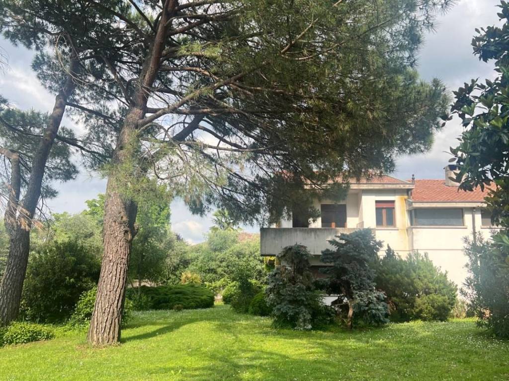 Villa a Fagagna in Via Angelo Tonutti - Foto 2