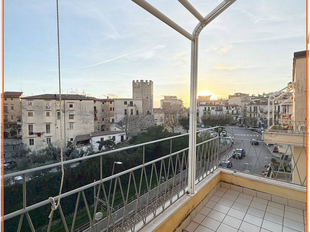 Appartamento a Formia in Via Pasquale Testa - Foto 2