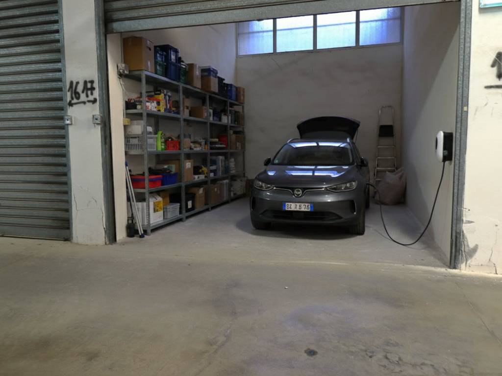 Box / garage a Bari in Via Ferrannini - Foto 4