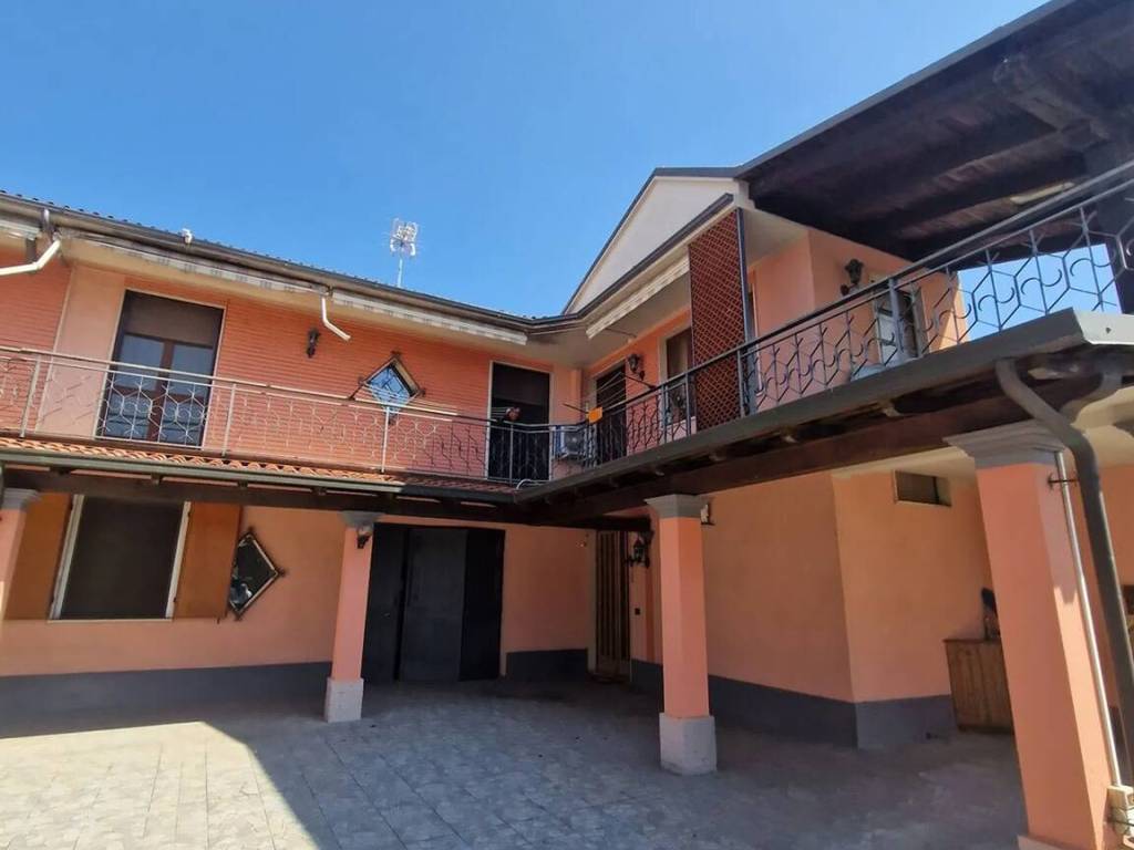 Villa a Alessandria in Via Piacenza, 145 - Foto 3