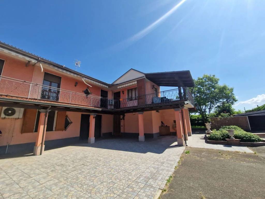 Villa a Alessandria in Via Piacenza, 145 - Foto 4
