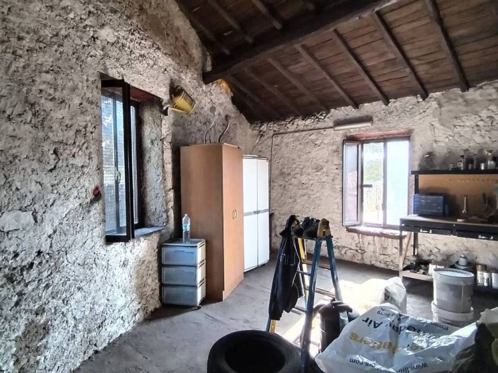 Box / garage a Cori in Via Fuori Porta Ninfina S.N.C. - Foto 4