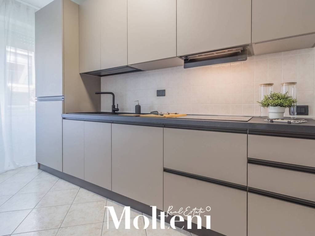 Appartamento a Lecco in Viale Montegrappa, 28 - Foto 4