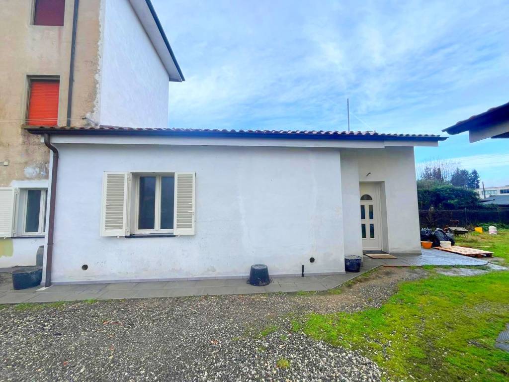 Villa a Lucca in Via Padre Antonio Costa, 80 - Foto 2