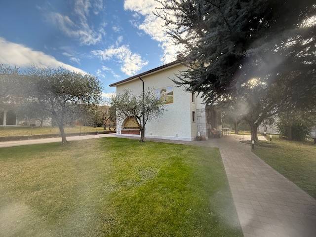 Villa a Bardolino in Via Montavola - Foto 4