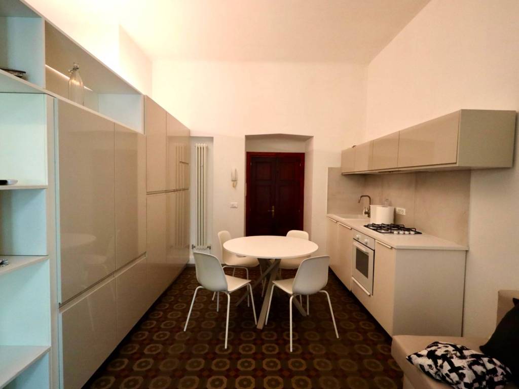 Appartamento a Como in Via Leone Leoni, 4 - Foto 2