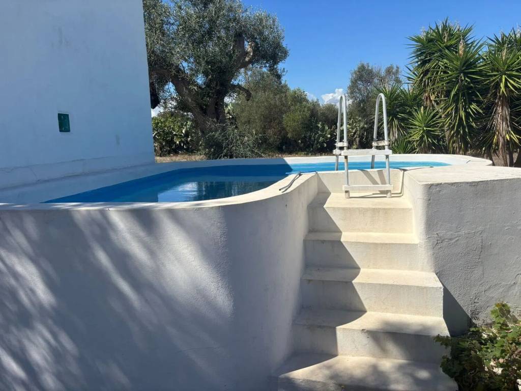Villa a Carovigno in Via Serranova - Foto 3