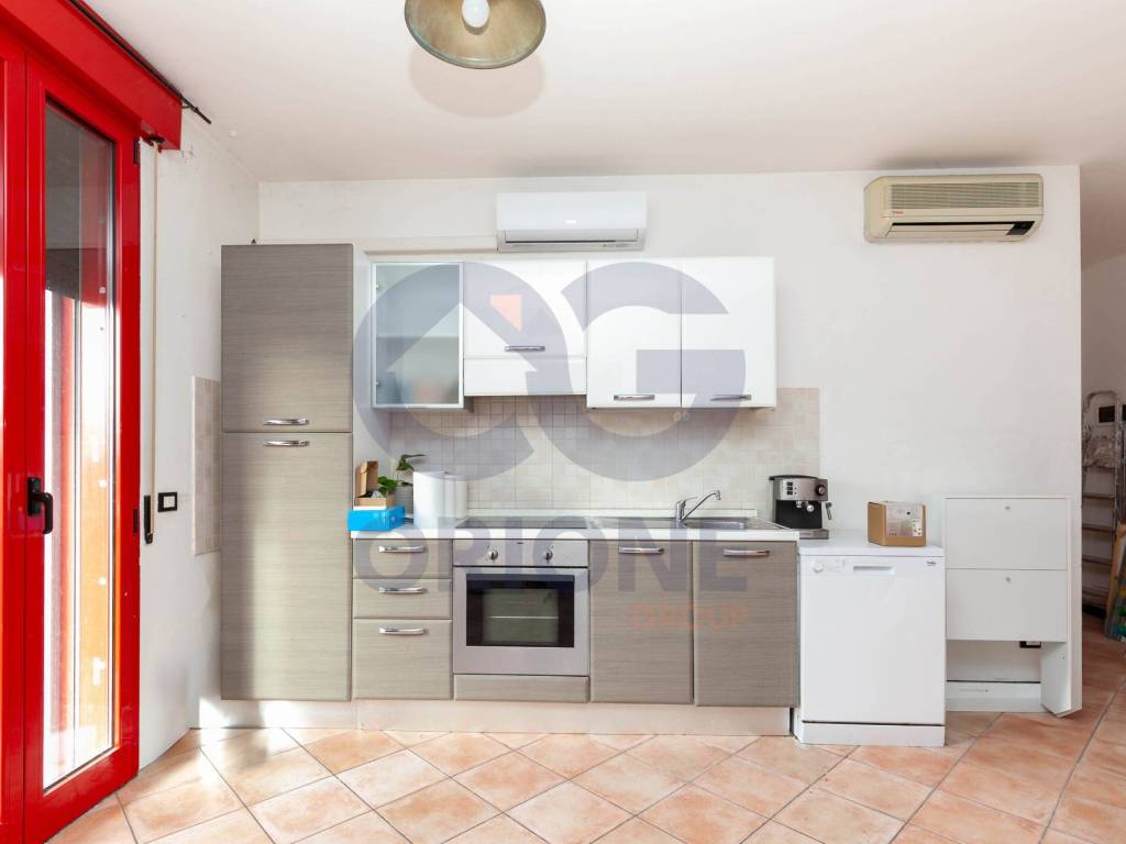Appartamento a Cento in Via Bondenese, 74 - Foto 2