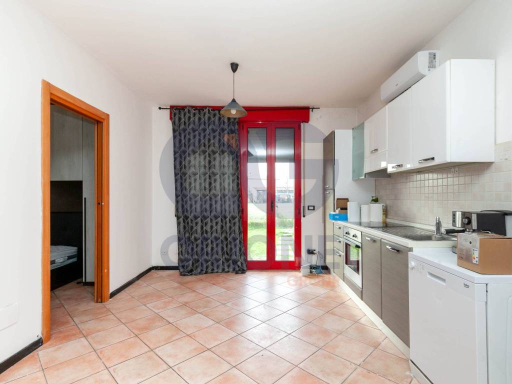 Appartamento a Cento in Via Bondenese, 74 - Foto 3