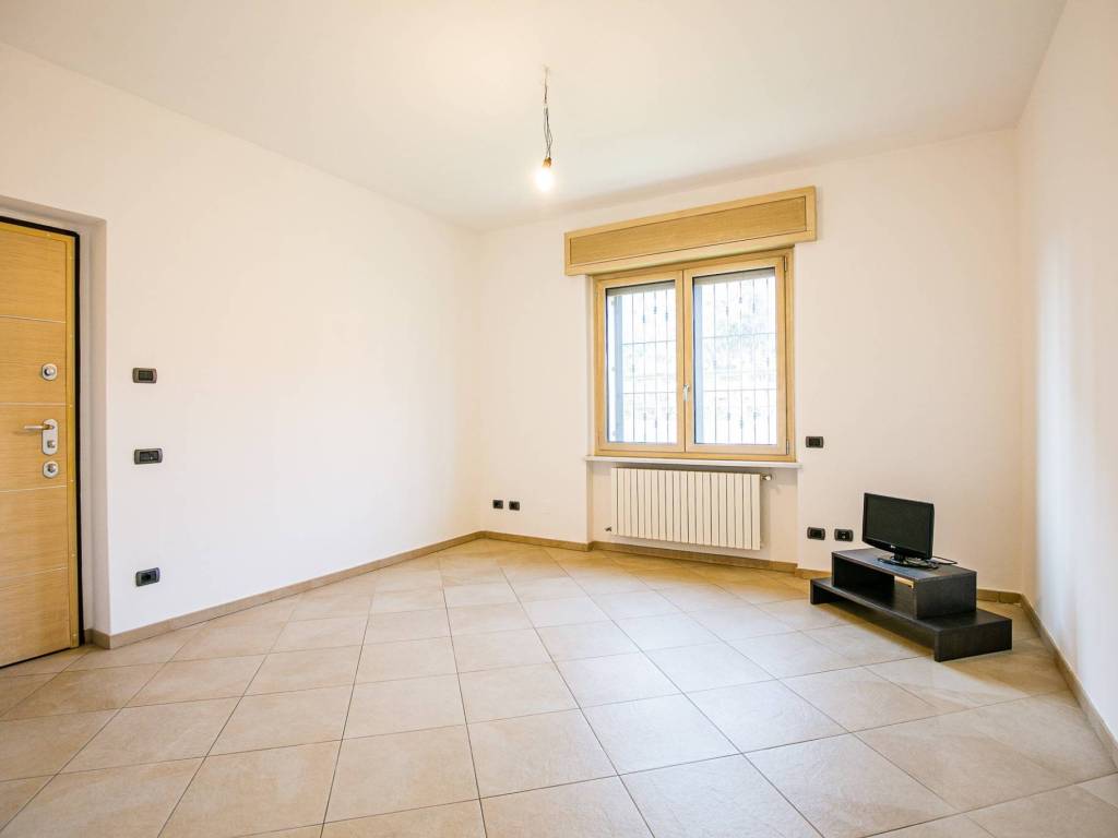 Appartamento a Origgio in Via Carso, 4 - Foto 2