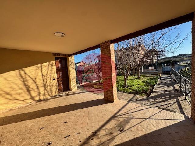 Appartamento a Santarcangelo di romagna in Via Ugo Braschi - Foto 5