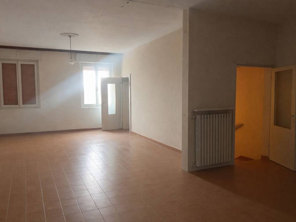Casa indipendente a Roncoferraro in Via Vittorio Veneto, 29 - Foto 3