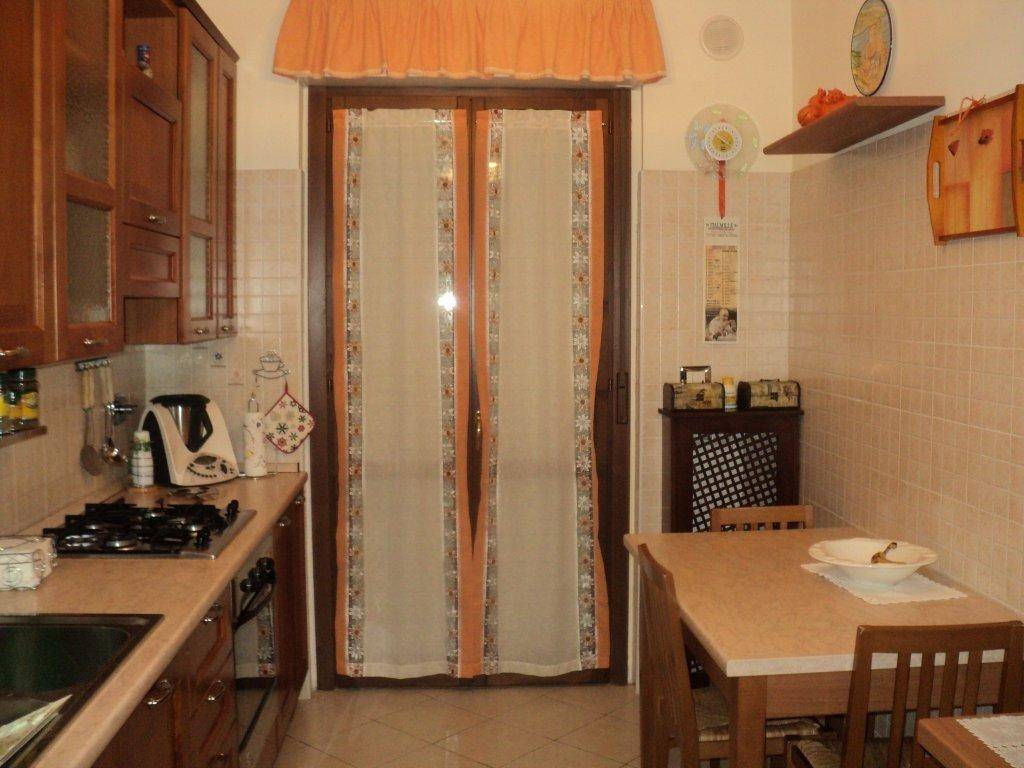 Appartamento a Aprilia in Via Giustiniano - Foto 3