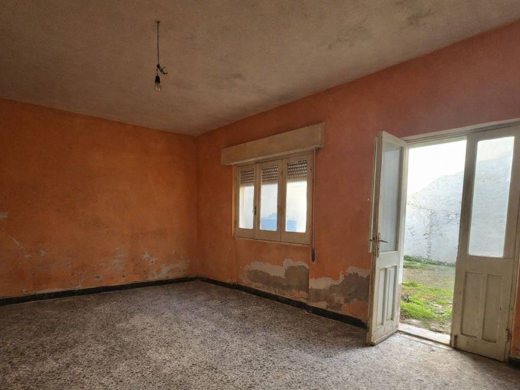 Villa a Decimomannu in Piazza Municipio, 5 - Foto 3