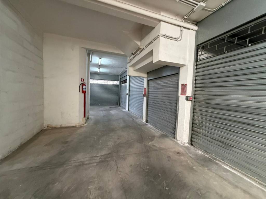 Box / garage a Bari in Via Giuseppe Pavoncelli - Foto 2