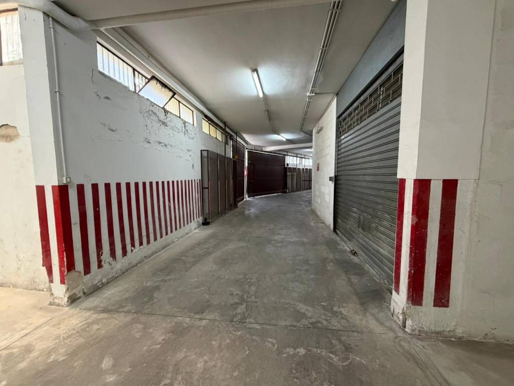 Box / garage a Bari in Via Giuseppe Pavoncelli - Foto 4